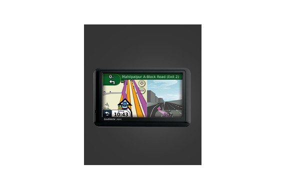 Find your address easier & faster. Point of interest like Restaurants, Fuel Stations, Hospitals are highlighted. Junction view of major intersections. Voice directions in English, Hindi. Keeps track of fuel consumption. Pre-loaded NavTeq 2010’Q4 data India map (for about 740 cities)
